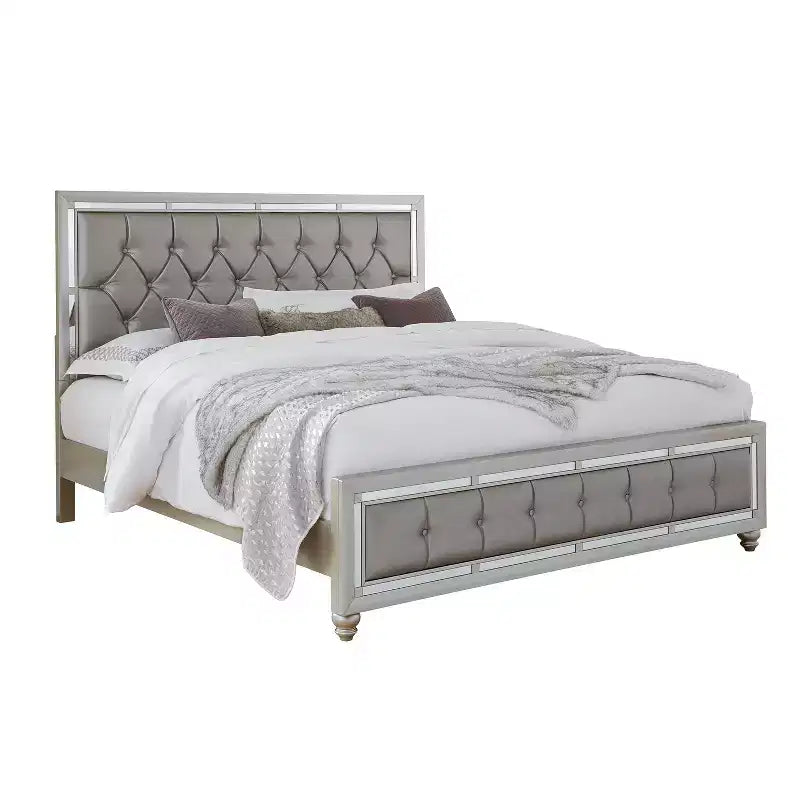 HomeStock 60 in.H Full Size Silver with Beds with Headboards made of Metal Bed Frame