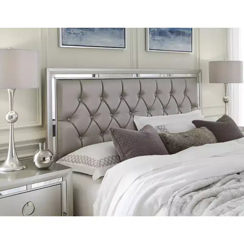 HomeStock 60 in.H Full Size Silver with Beds with Headboards made of Metal Bed Frame