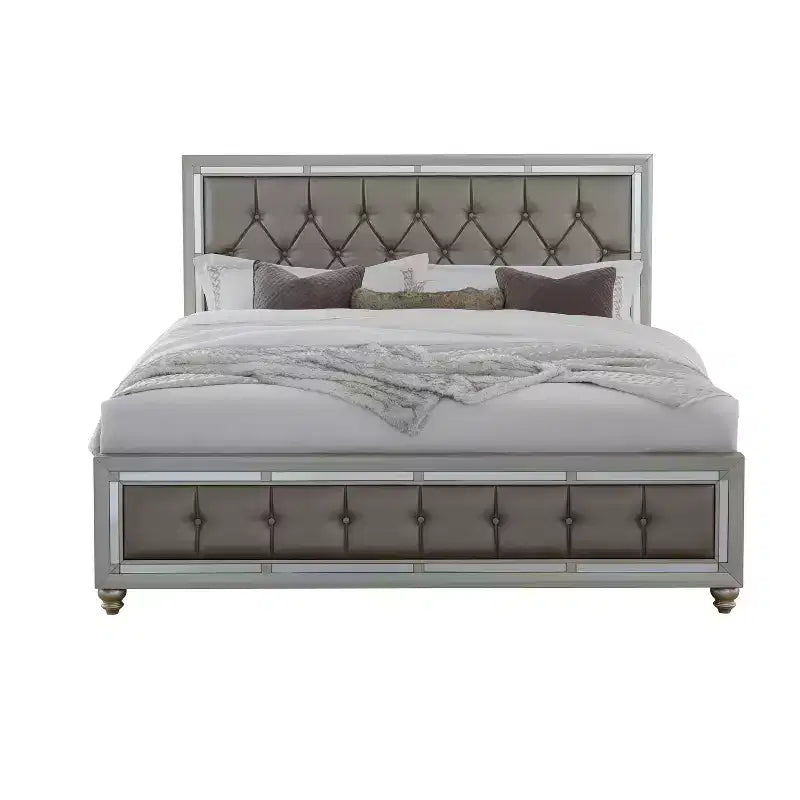 HomeStock 60 in.H Full Size Silver with Beds with Headboards made of Metal Bed Frame