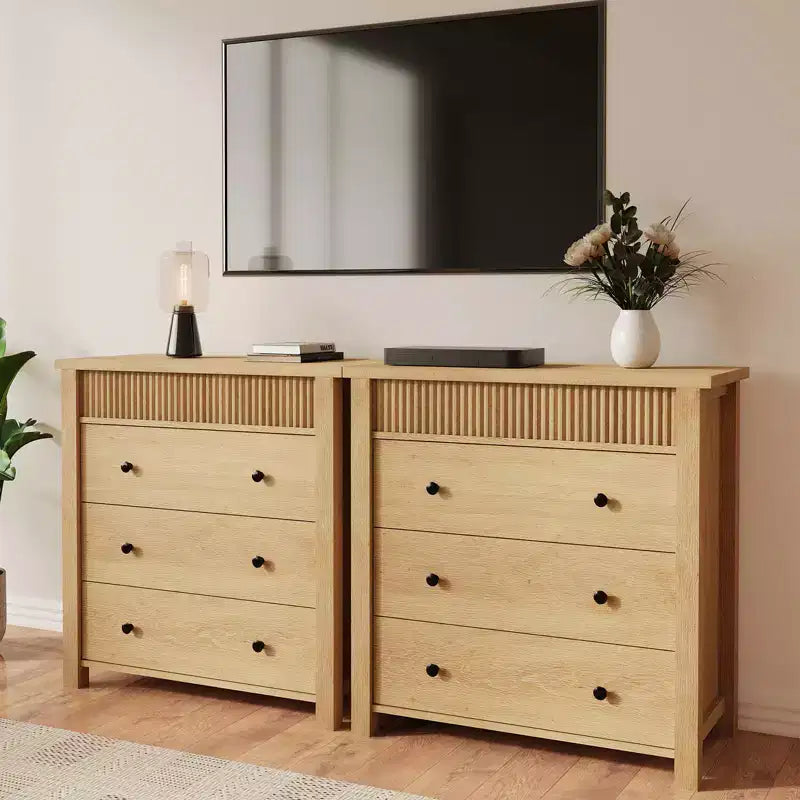 Fluted 3 Drawer Dresser, 3 Chest of Drawers Nightstand with Fluted Design, 32 Tall Wooden Dresser Closet for Bedroom Living Room Nursery
